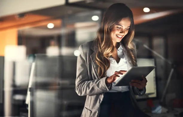 7 Ways to Stay Connected Beyond Internet Limitations